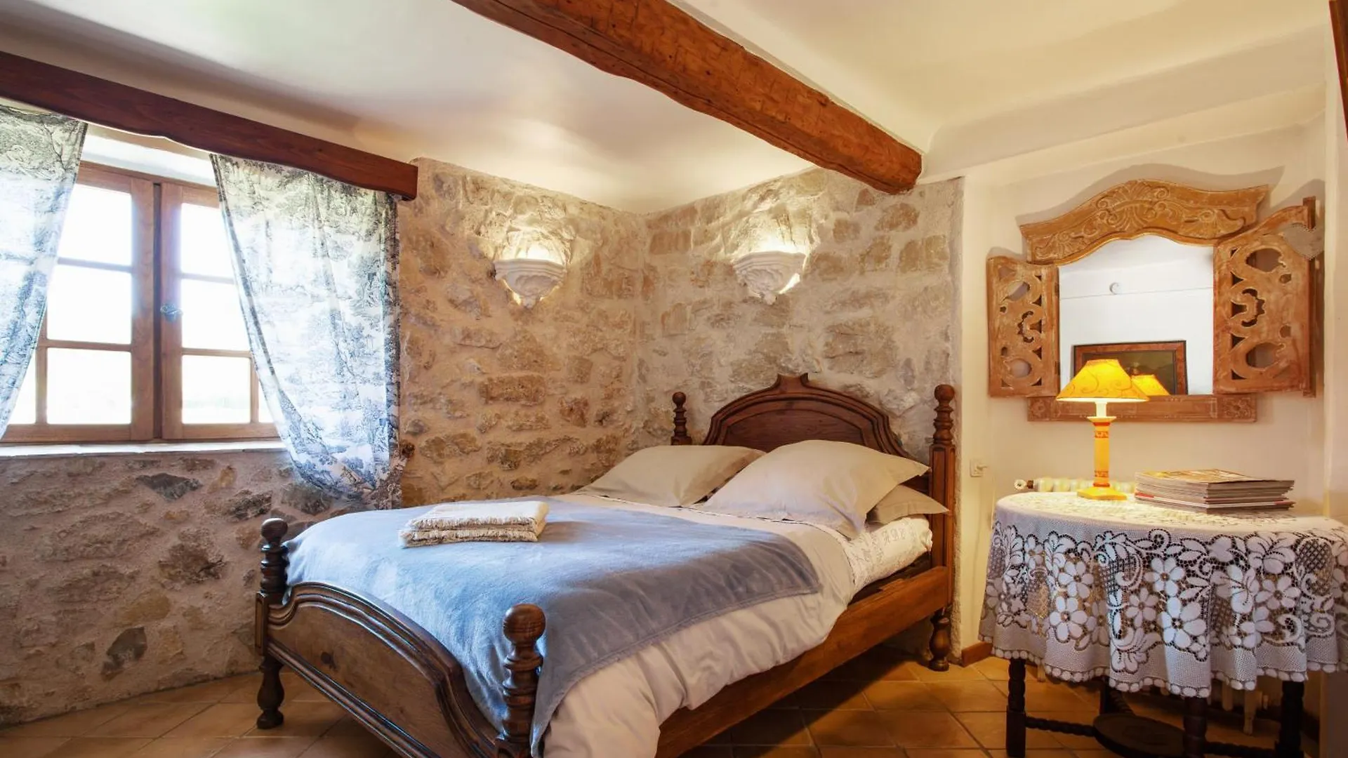 Hotel La Bastide Des Pins Frankreich