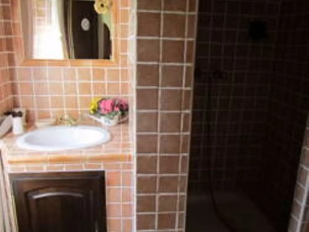 La Bastide Des Pins Bed & Breakfast Guest house